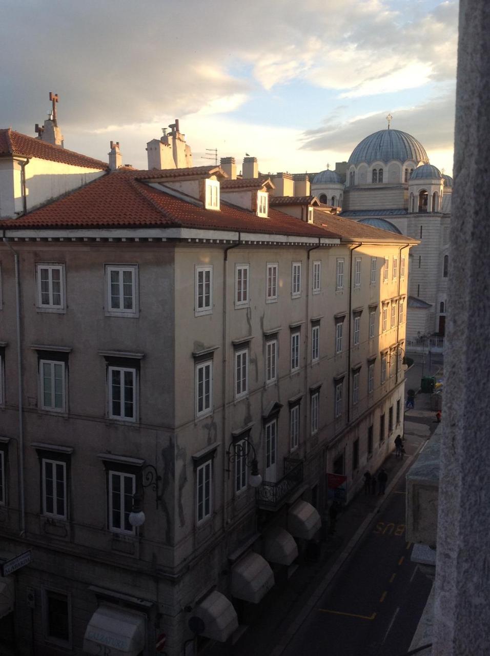 Seven Historical Suites Trieste Luaran gambar